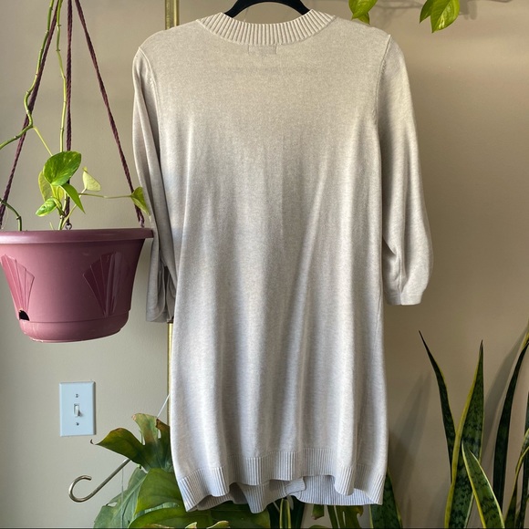 2 for 25 💗 Long beige cardigan with buttons - Picture 2 of 8